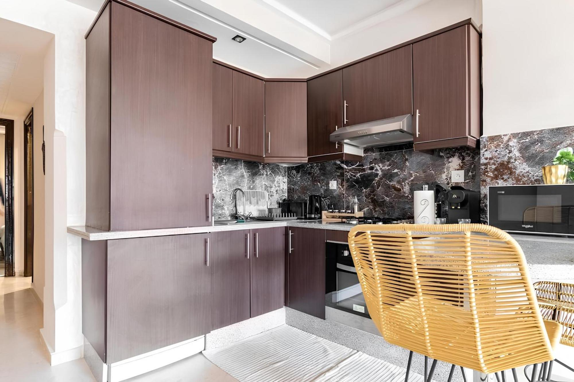 C-Appartement De Luxe Plein Centre De Gueliz Avec Piscine Parking Wifi Netflix มาร์ราเกช ภายนอก รูปภาพ