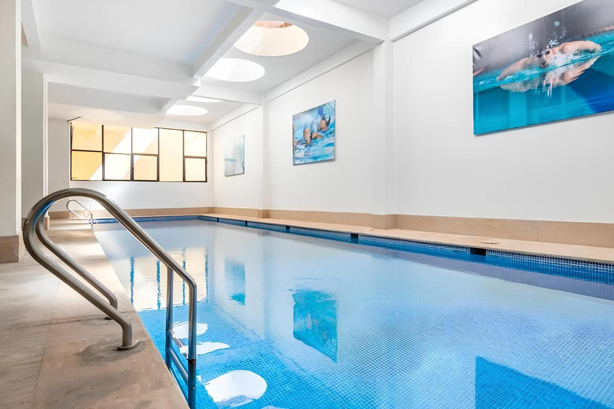 C-Appartement De Luxe Plein Centre De Gueliz Avec Piscine Parking Wifi Netflix มาร์ราเกช ภายนอก รูปภาพ